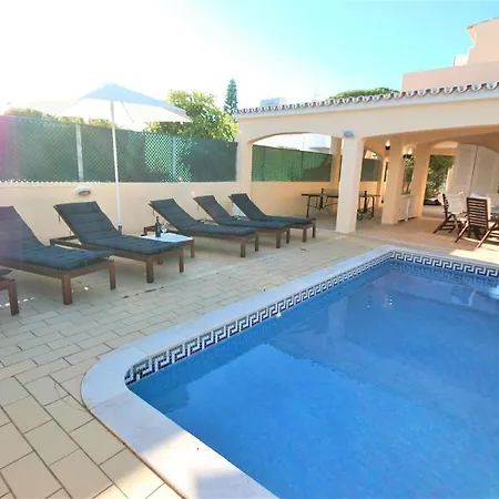 Villa Qta Do Eucalipto Faro